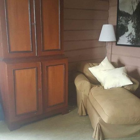 Vrangfoss Slusevokterbolig Hotel Funnemark Екстериор снимка